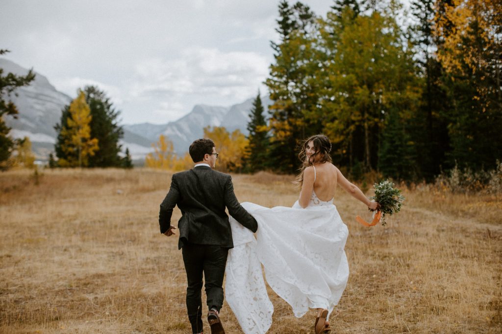 Canmore Mirco Autumn Wedding Stewart Creek Golf Course ...